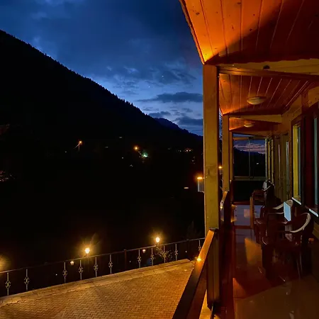 Grand * Uzungol